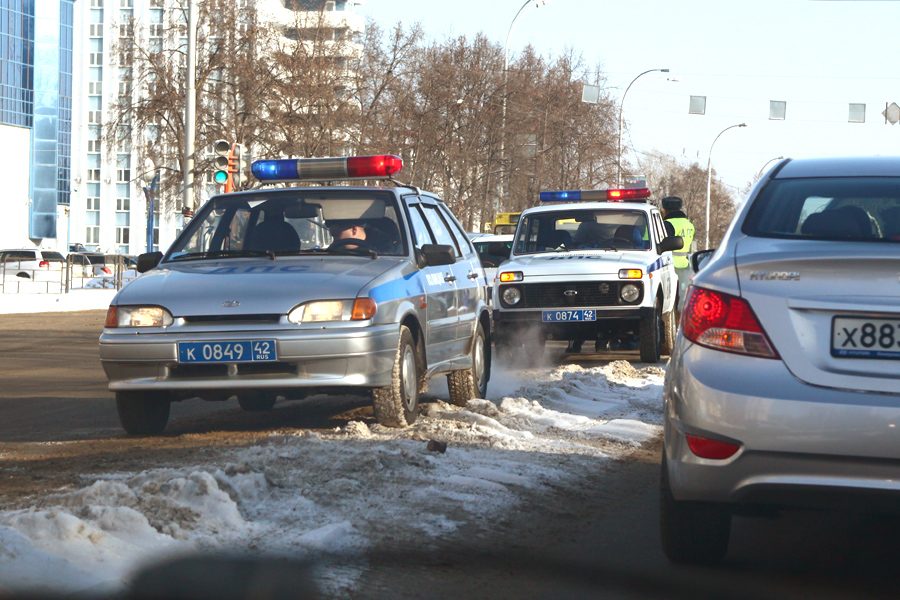 В Кемерове в один день пройдут две проверки водителей