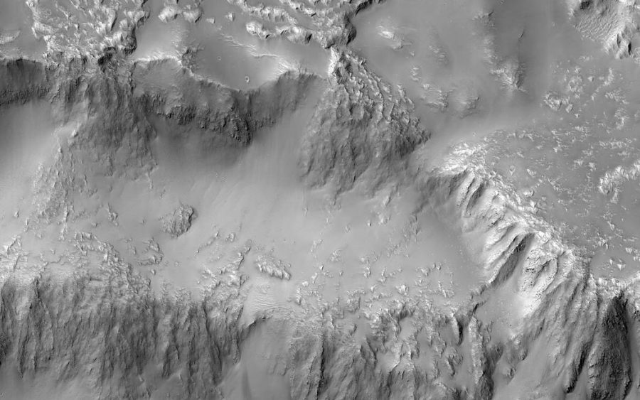 NASA опубликовало фото «Ниагарского водопада» из лавы на Марсе