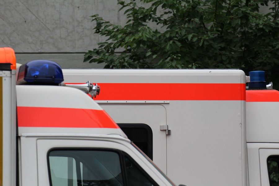 Кричавший «За ВДВ!» новокузнечанин выпал с балкона шестого этажа и получил травмы