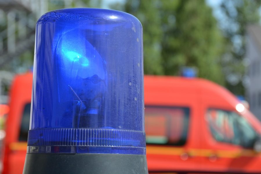 В Кузбассе водитель «Волги» сбил подростка на тротуаре после столкновения с ВАЗом