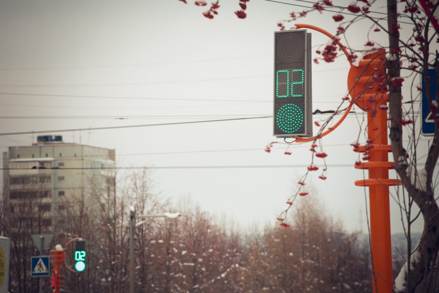 В Кемерове на аварийном перекрёстке изменят режим работы светофора