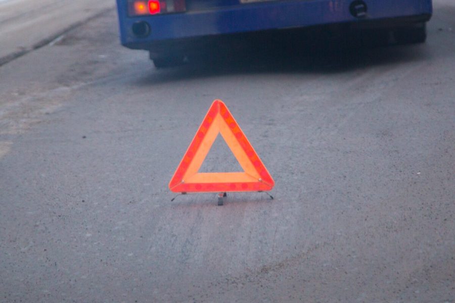 В Новокузнецке при столкновении двух Toyota пострадали три человека