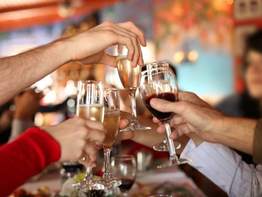 Кузбассовцы не готовы отказаться от алкоголя на Новый год