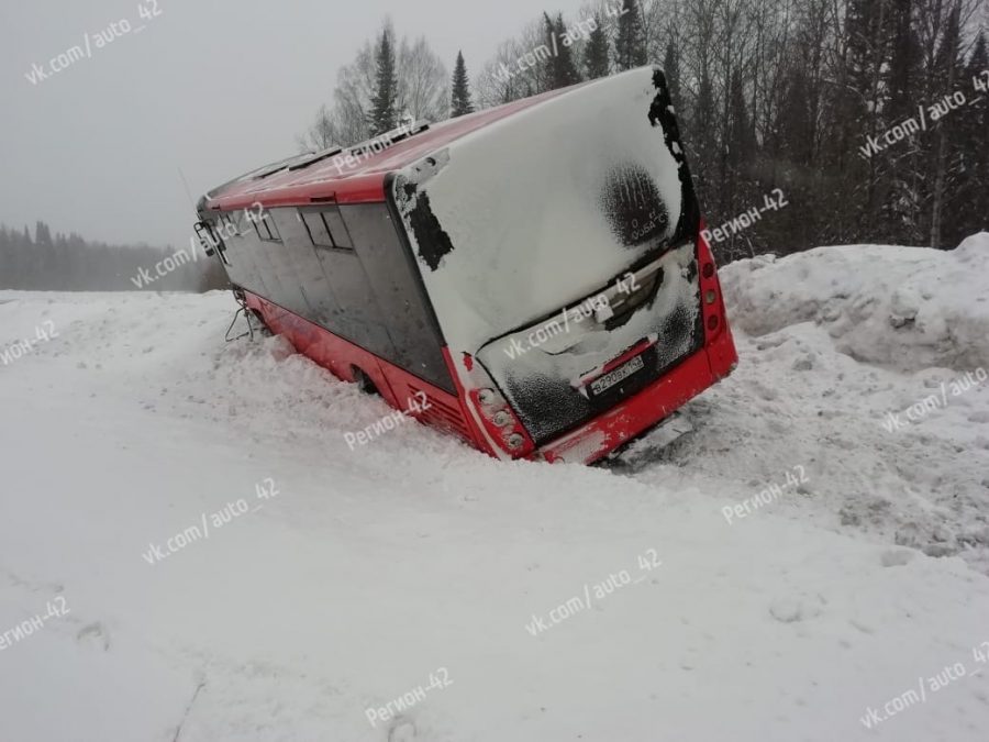 Авария с автобусом: подробности от правоохранителей