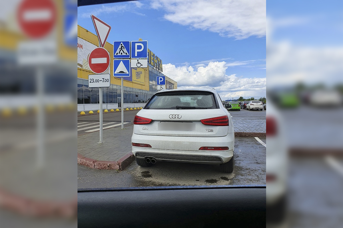 Кузбассовцы вновь наказали «короля парковки»