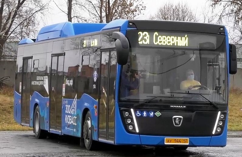 Власти Кемерова назвали маршруты, по которым запустят 25 новых автобусов